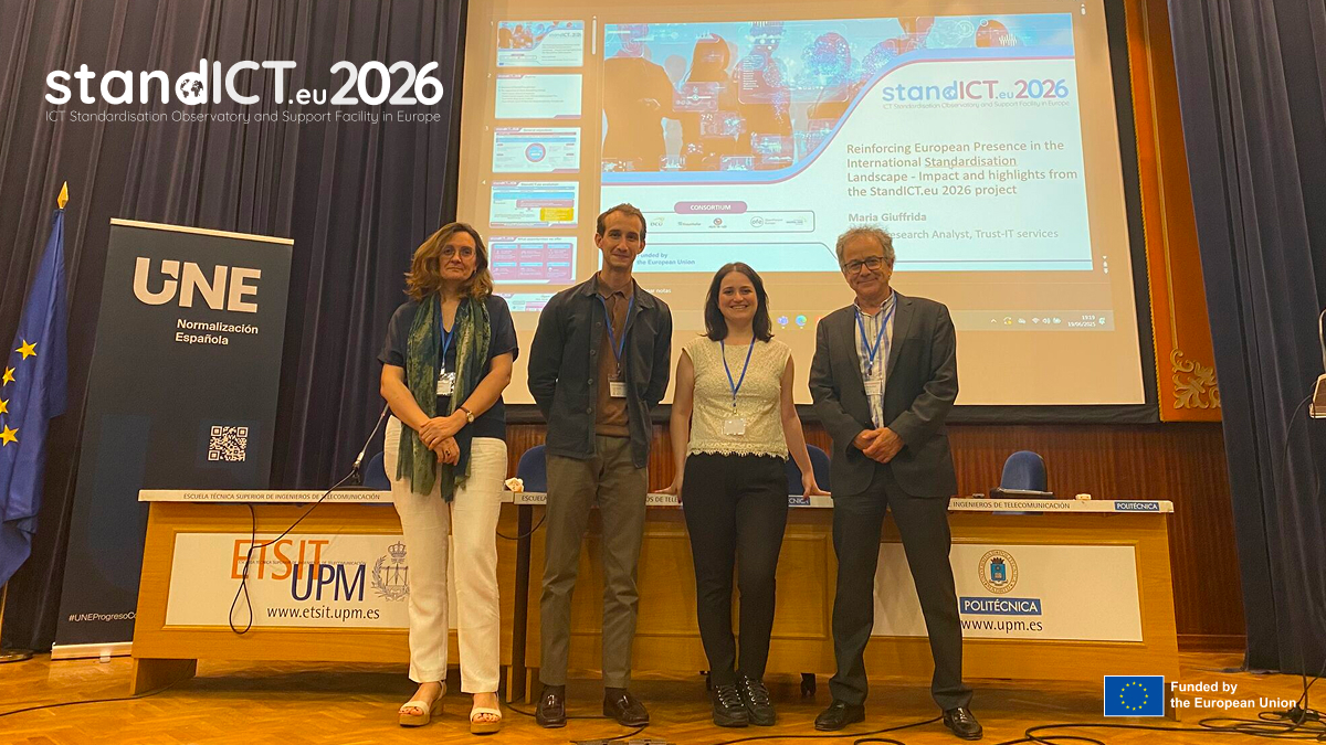 Maria Giuffrida at EURAS 2025 with funded fellows